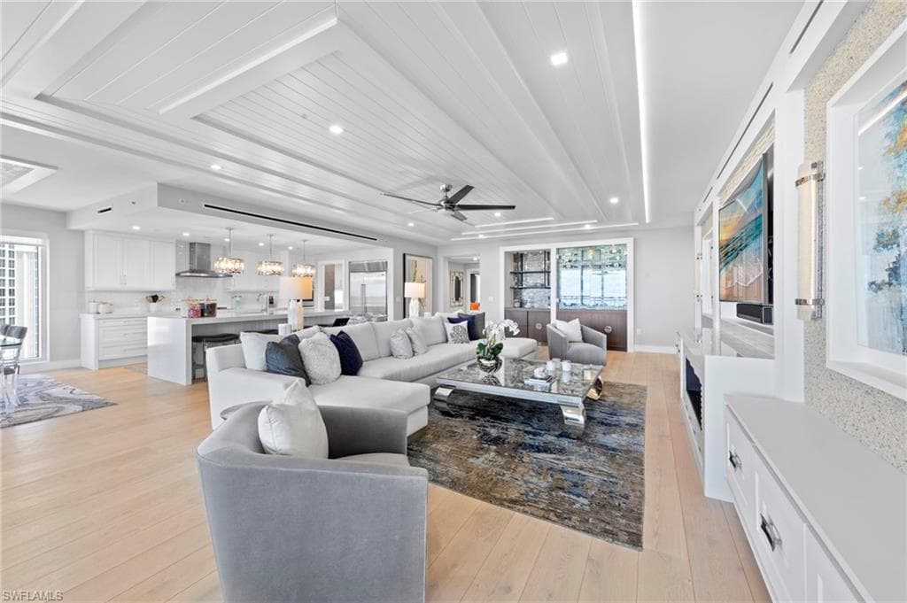 13915 Old Coast RD 1706 photo 3